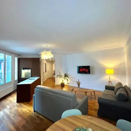 Avenue Foch Arc De Triomphe Champs Elysee Chalgrin Apartment